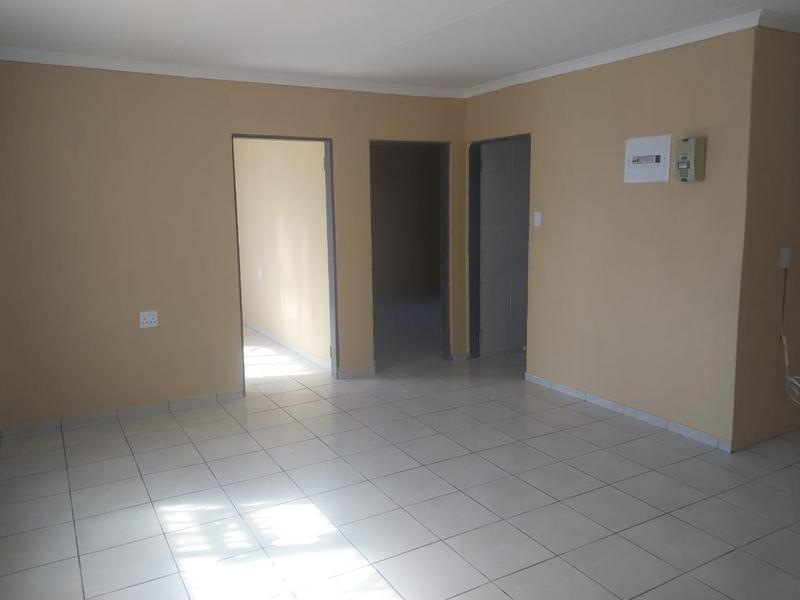 To Let 2 Bedroom Property for Rent in Mafikeng Rural North West